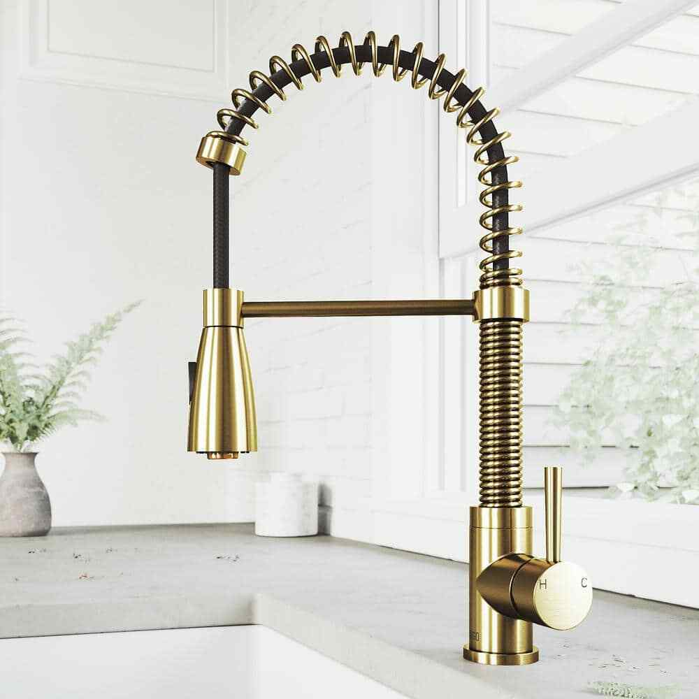 VIGO Brant Single Handle Pull-Down Sprayer Kitchen Faucet in Matte Brushed Gold