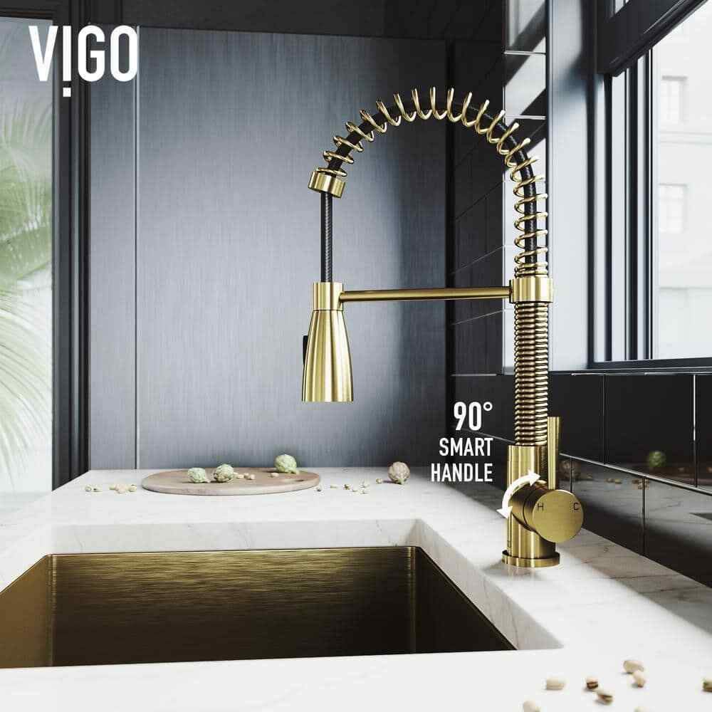 VIGO Brant Single Handle Pull-Down Sprayer Kitchen Faucet in Matte Brushed Gold