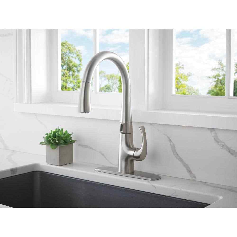 Glacier Bay Breese 1-Handle Touchless Pull Down Sprayer Kitchen Faucet Stainless