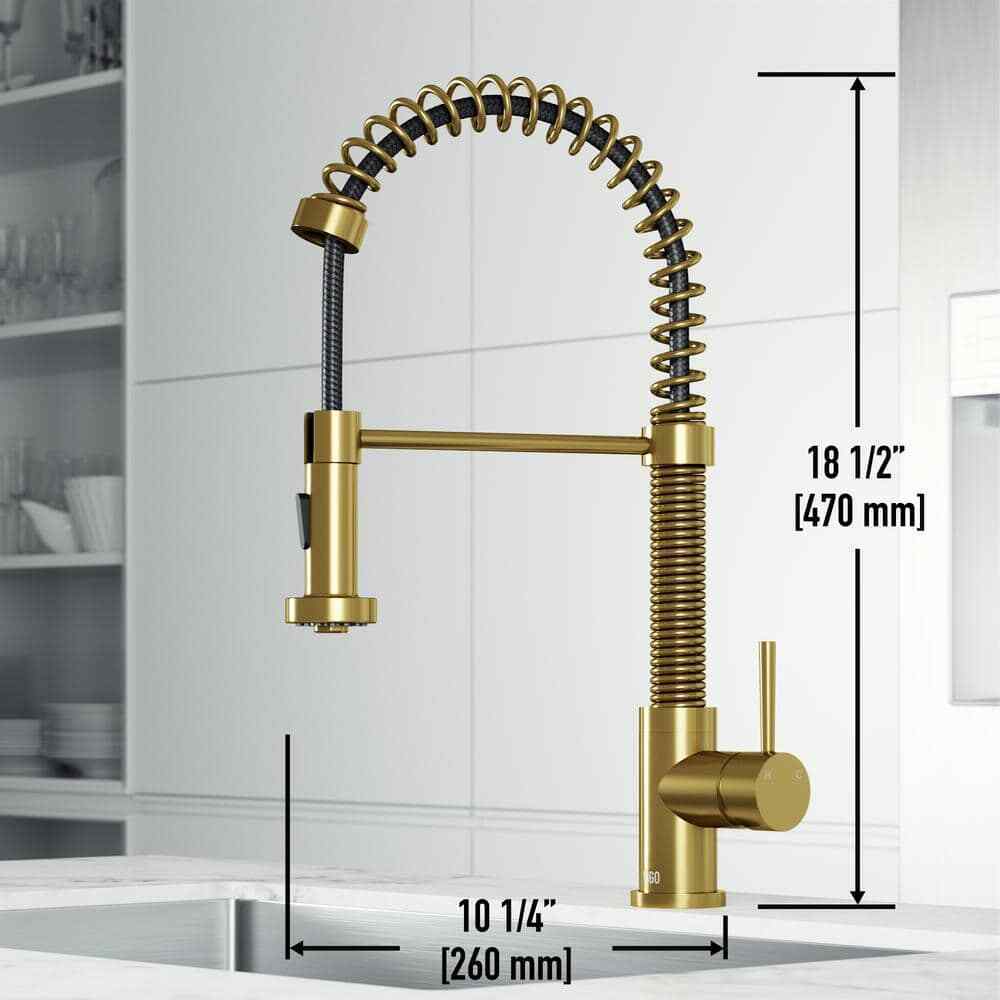 VIGO Edison Single Handle Pull-Down Sprayer Kitchen Faucet in Matte Brushed Gold