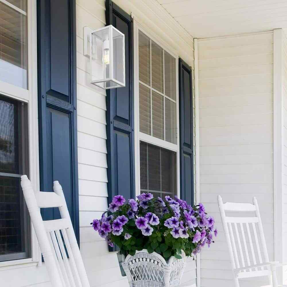 Globe Electric Bowery Matte White Farmhouse Indoor/Outdoor 1-Light Wall Sconce