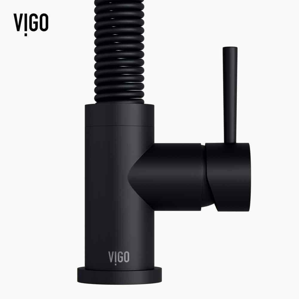 VIGO Edison Single Handle Pull-Down Sprayer Kitchen Faucet in Matte Black