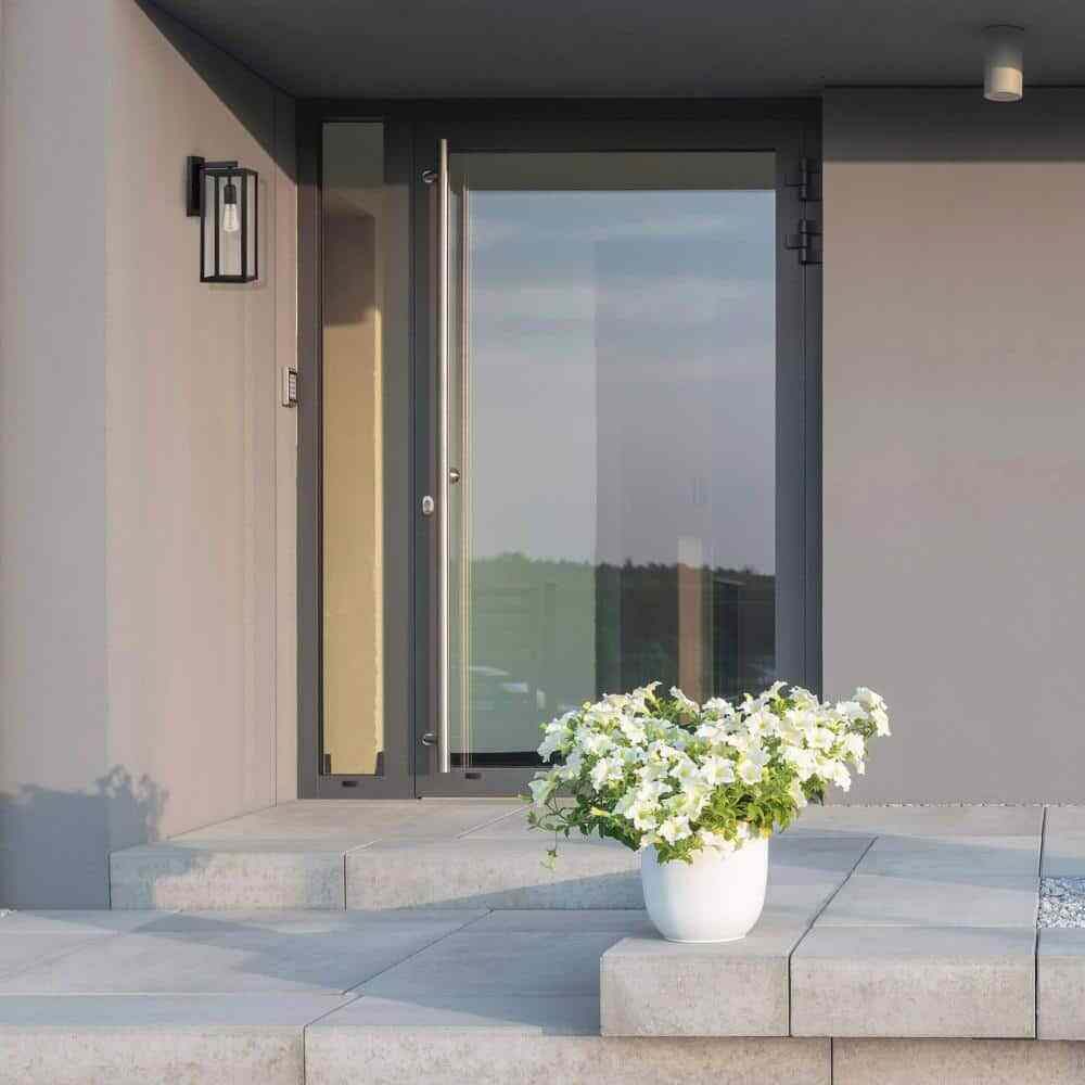 Globe Electric Hurley 1-Light Black Outdoor Wall Lantern Sconce 44314