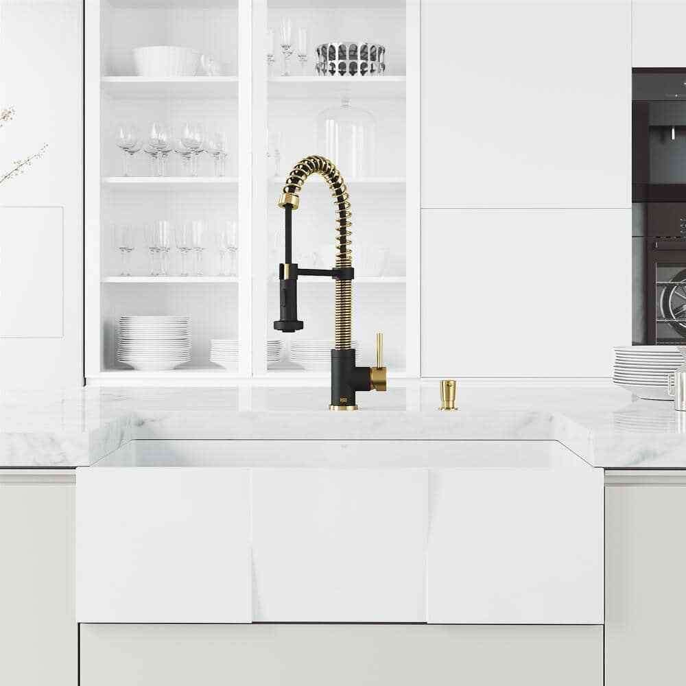 VIGO Edison Single Handle Pull-Down Sprayer Kitchen Faucet