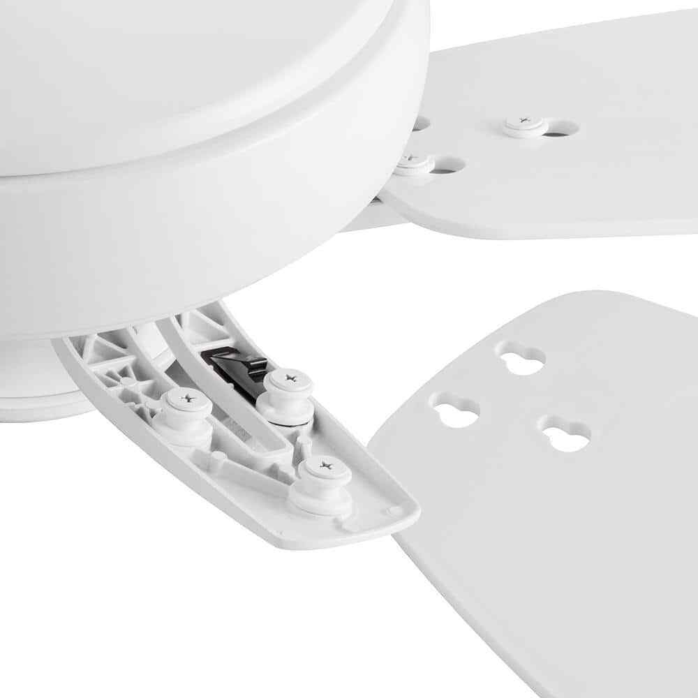 Hampton Bay Cartrella 52 in. Indoor/Outdoor Matte White Ceiling Fan