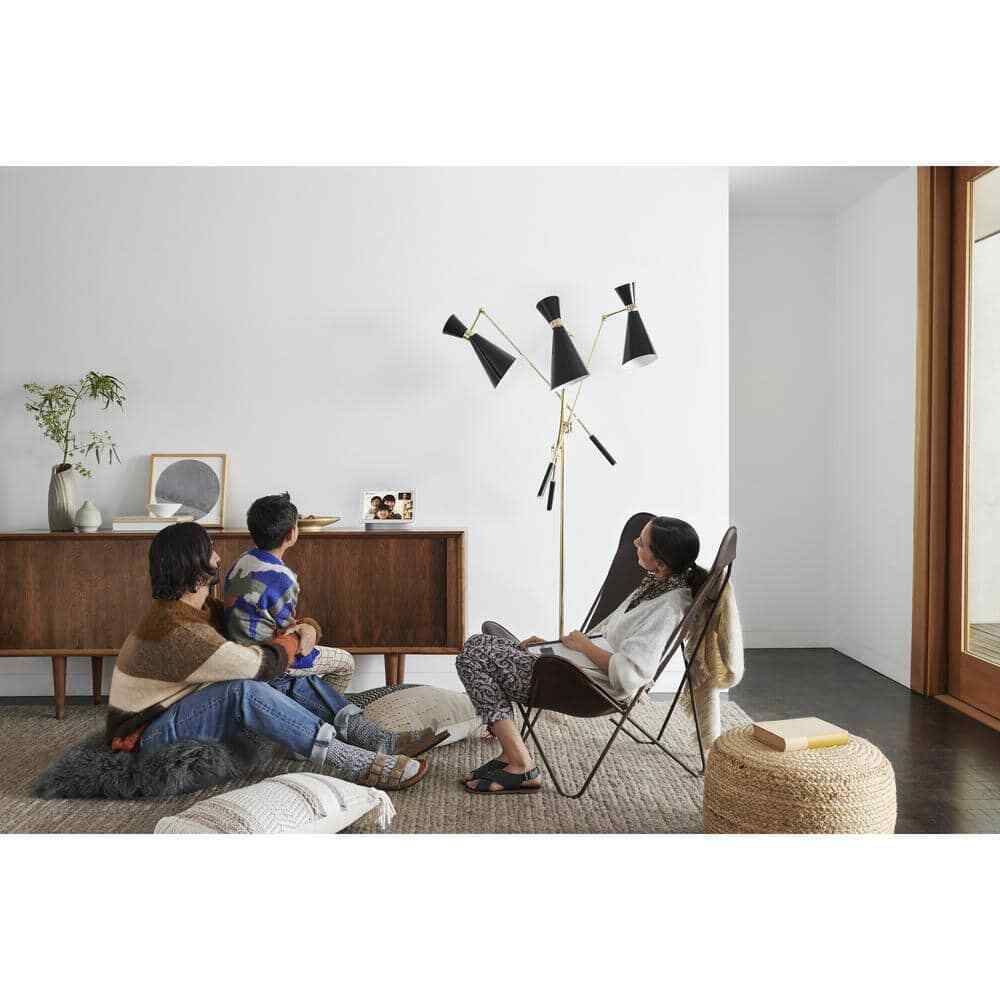 Google Nest Hub Max - Smart Home Speaker and 10 in. Display w/ Google Assistant