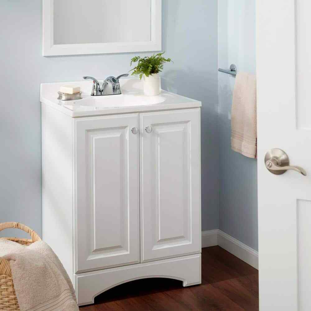 Glacier Bay Builders 4 in. Centerset 2-Handle Low-Arc Bathroom Faucet, 2-Pack