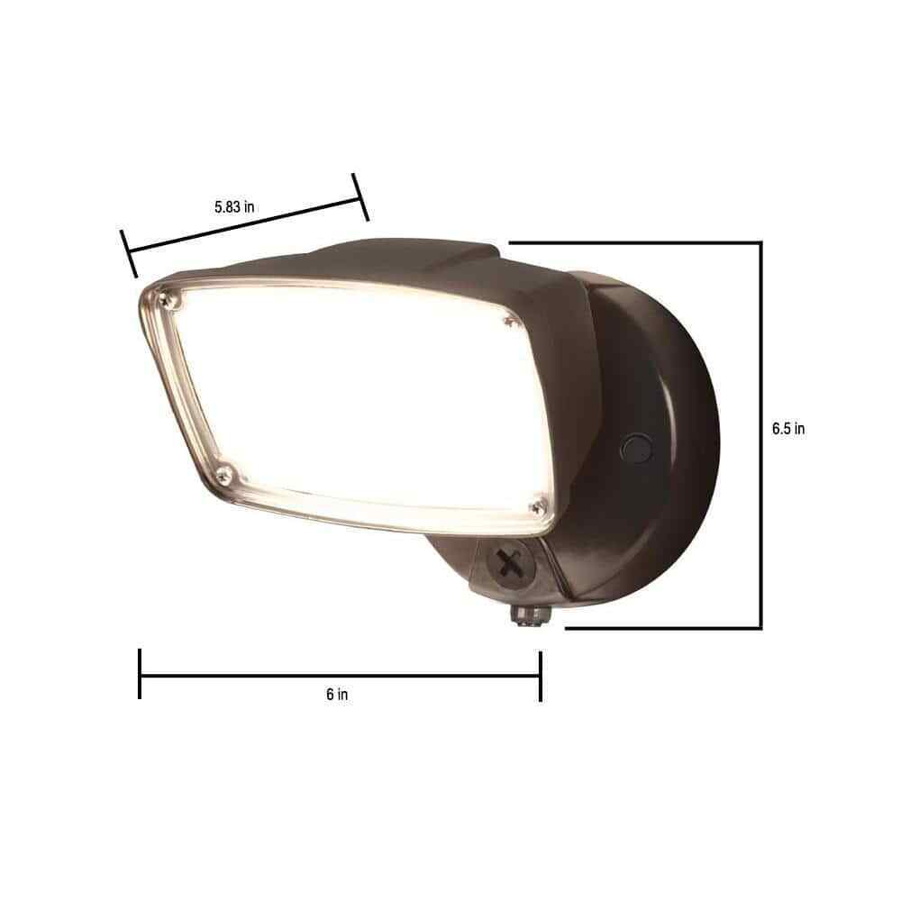HALO FSL 32-Watt 270������������������ Bronze Outdoor Integrated LED Flood Light w/ Dusk to Dawn