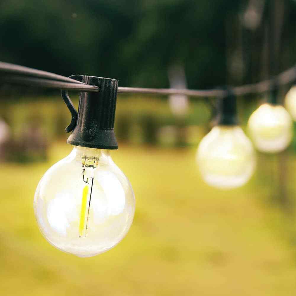 Newhouse Lighting Indoor/Outdoor 50 ft. LED Outdoor String Lights
