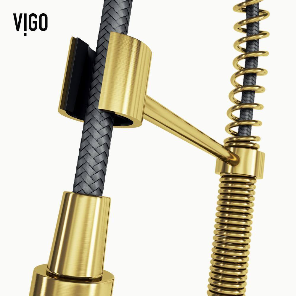 VIGO Edison Single Handle Pull-Down Sprayer Kitchen Faucet w/ Touchless Sensor