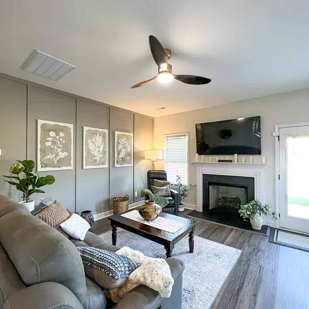 Breezary Sawyer 52 in. Integrated LED Indoor Gold Ceiling Fan w Light and Remote