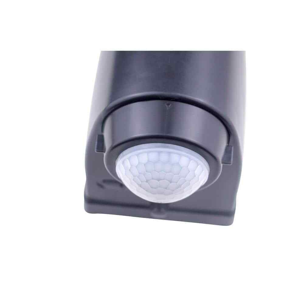 Spitzer 800 Lumens Dual Head Battery Powered Motion Activated LED Flood Light
