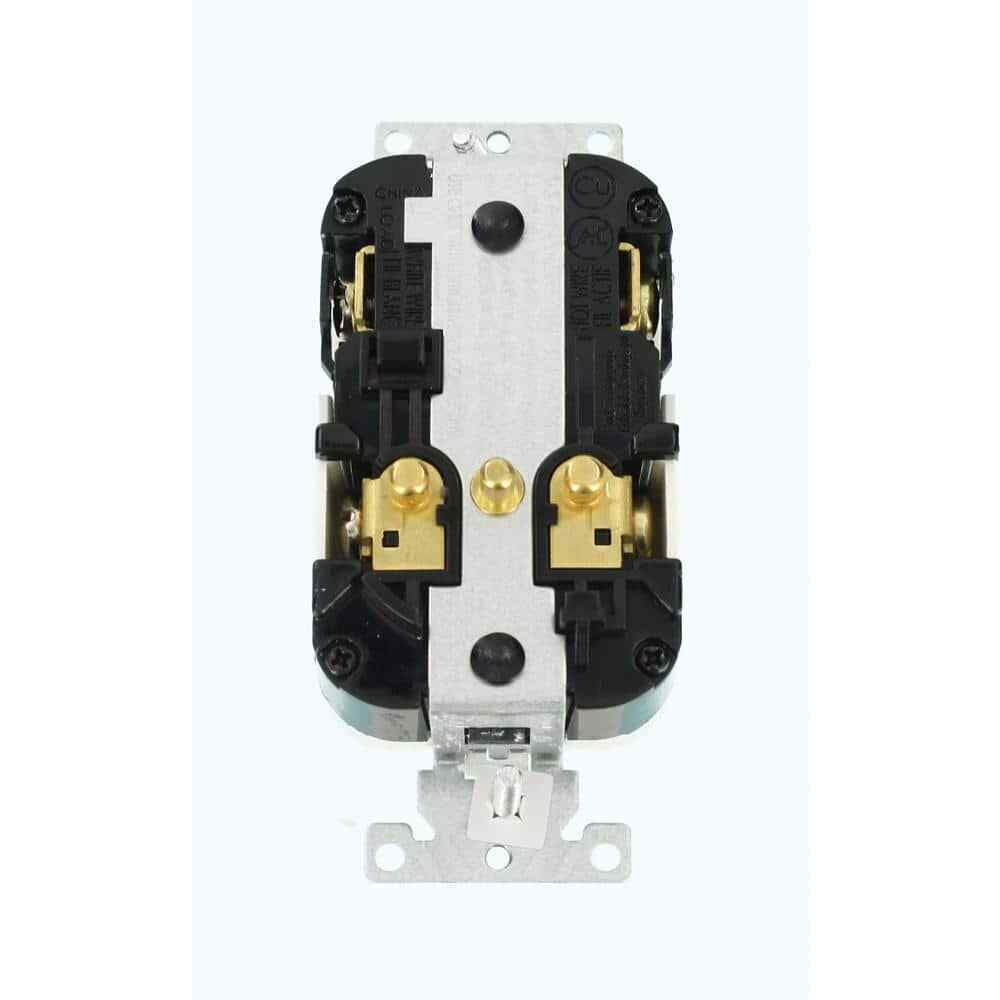 Leviton 20 Amp LevLok Modular Wiring Device SmartlockPro Industrial Grade Outlet