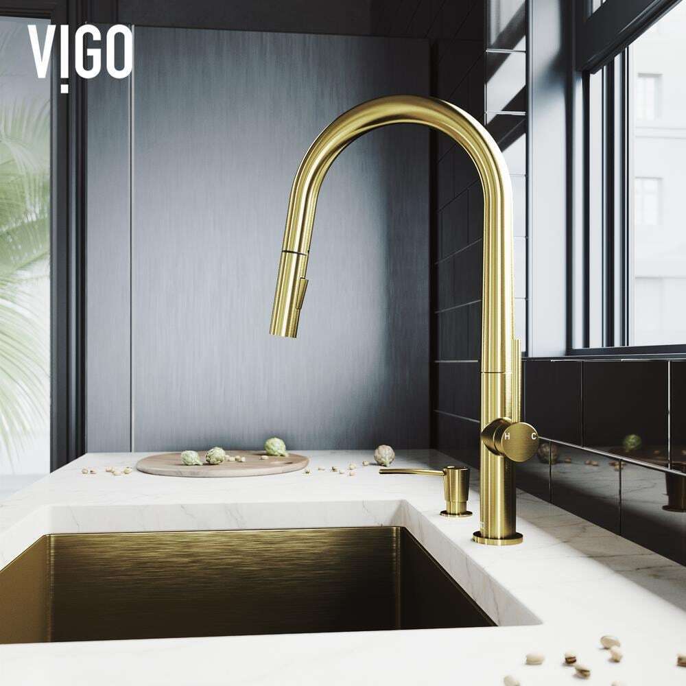 VIGO Greenwich Pull-Down Sprayer Kitchen Faucet w/ Soap Dispenser Brushed Gold