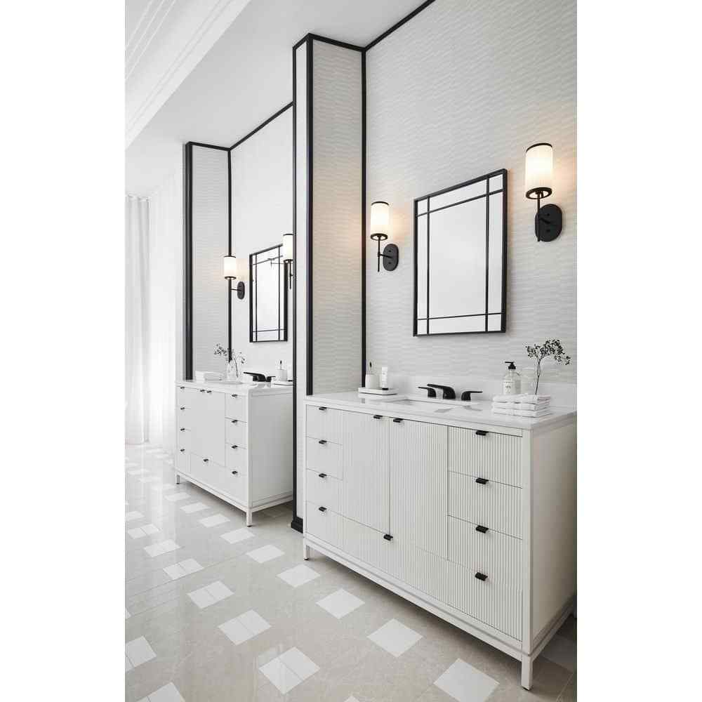 GLUCKSTEINELEMENTS Ashbury 1-Light Black Wall Sconce 38679-HBCB