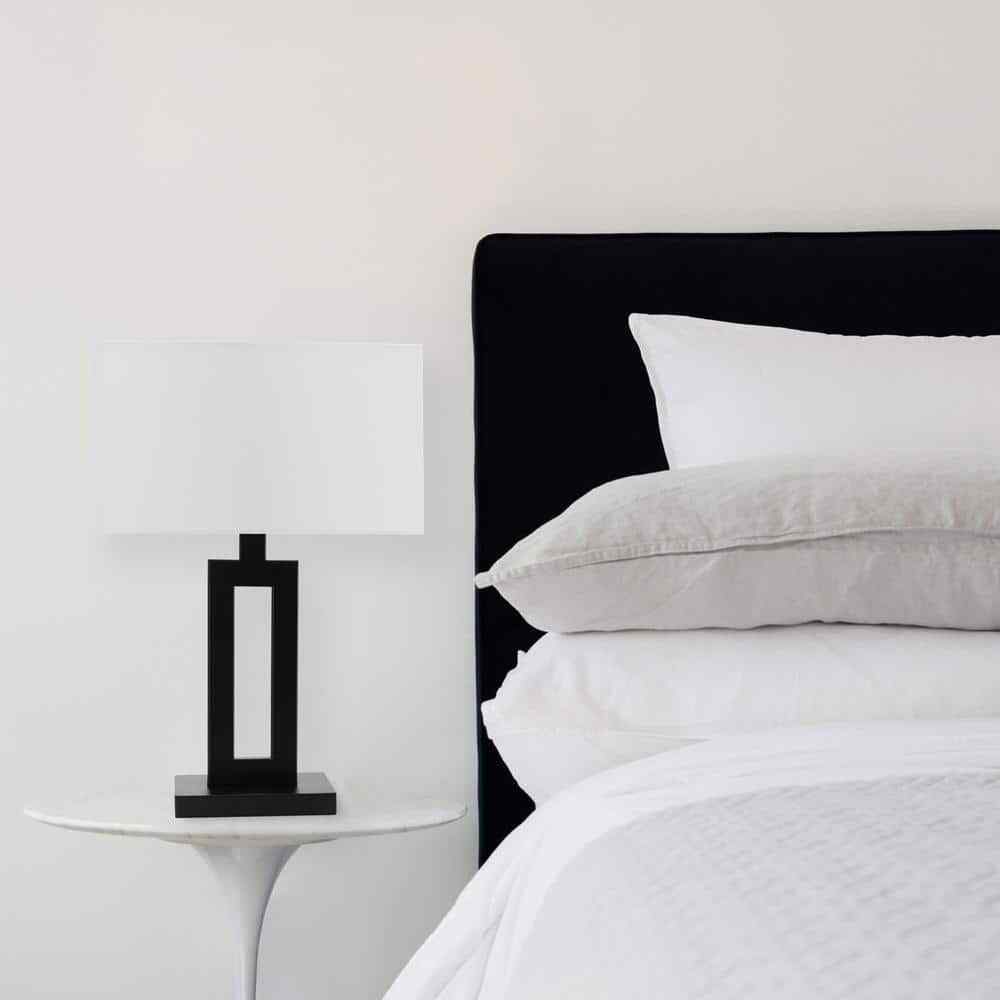 Globe Electric D'Alessio 20 in. Matte Black Table Lamp with White Linen Shade