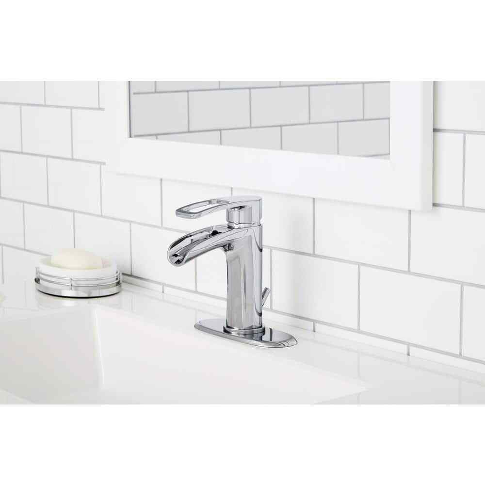 Glacier Bay Kiso Single Hole Single-Handle Low-Arc Bathroom Faucet in Chrome