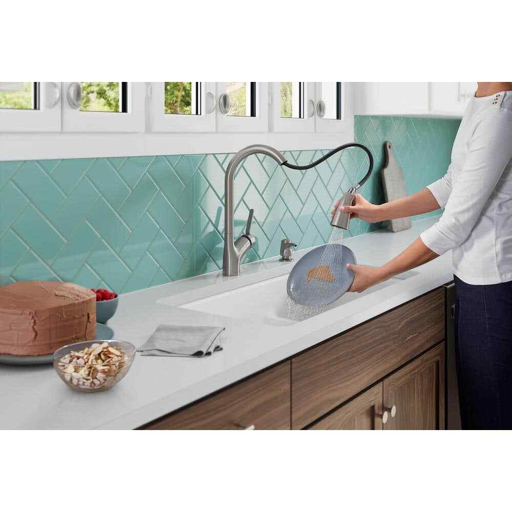 KOHLER Setra Single-Handle Touchless Pull-Down Sprayer Kitchen Faucet