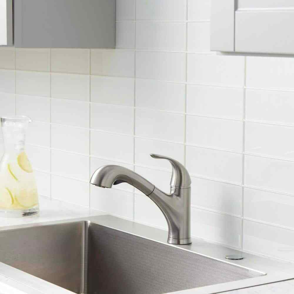 Glacier Bay Market Single Handle Pull Out Sprayer Kitchen Faucet