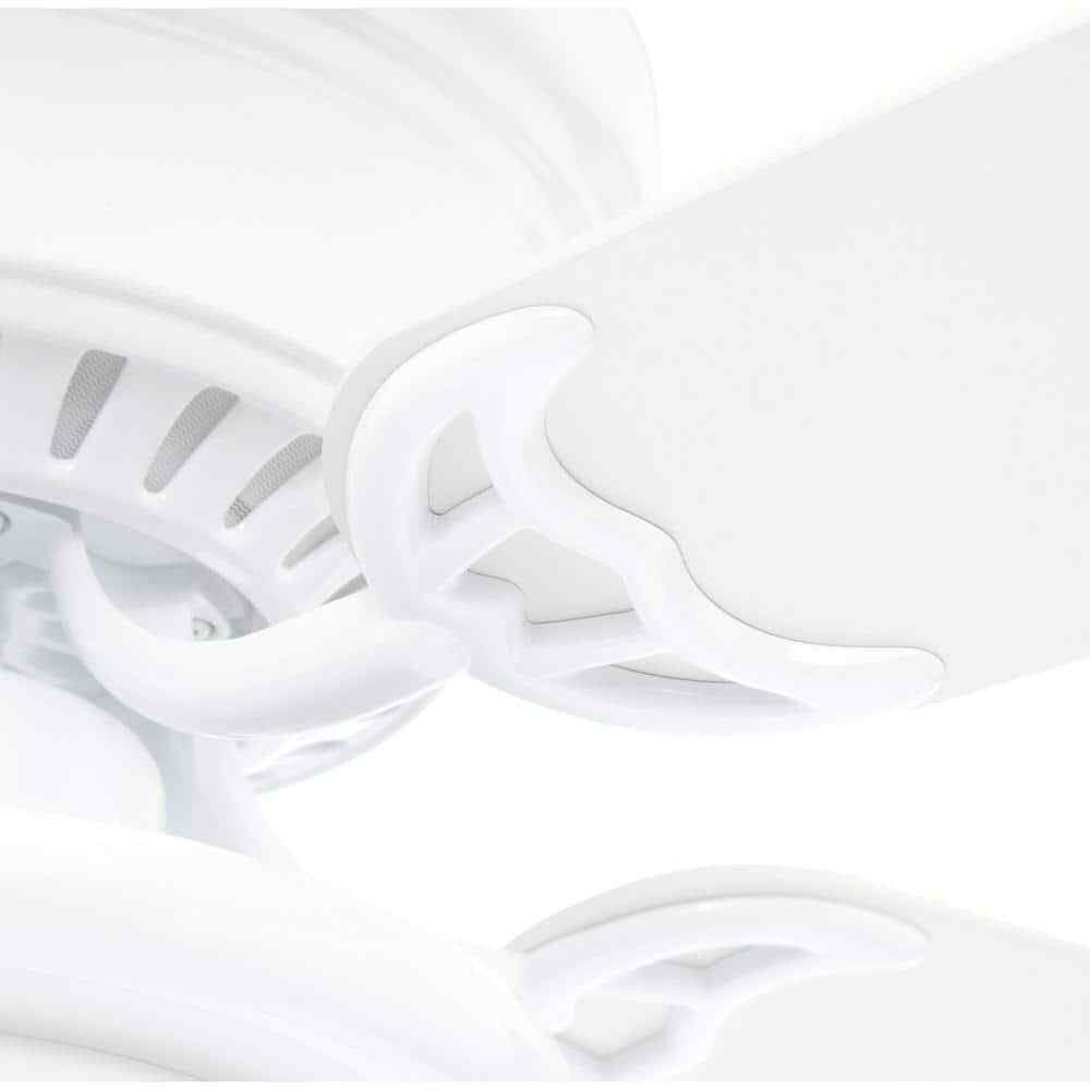 Hugger 52 in. LED Indoor White Ceiling Fan with Light Kit AL383LED-WH