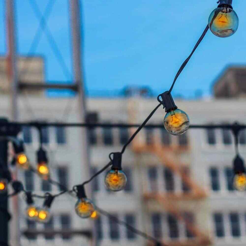 Newhouse Lighting 17 ft. Plug-in Globe Bulb LED String Lights