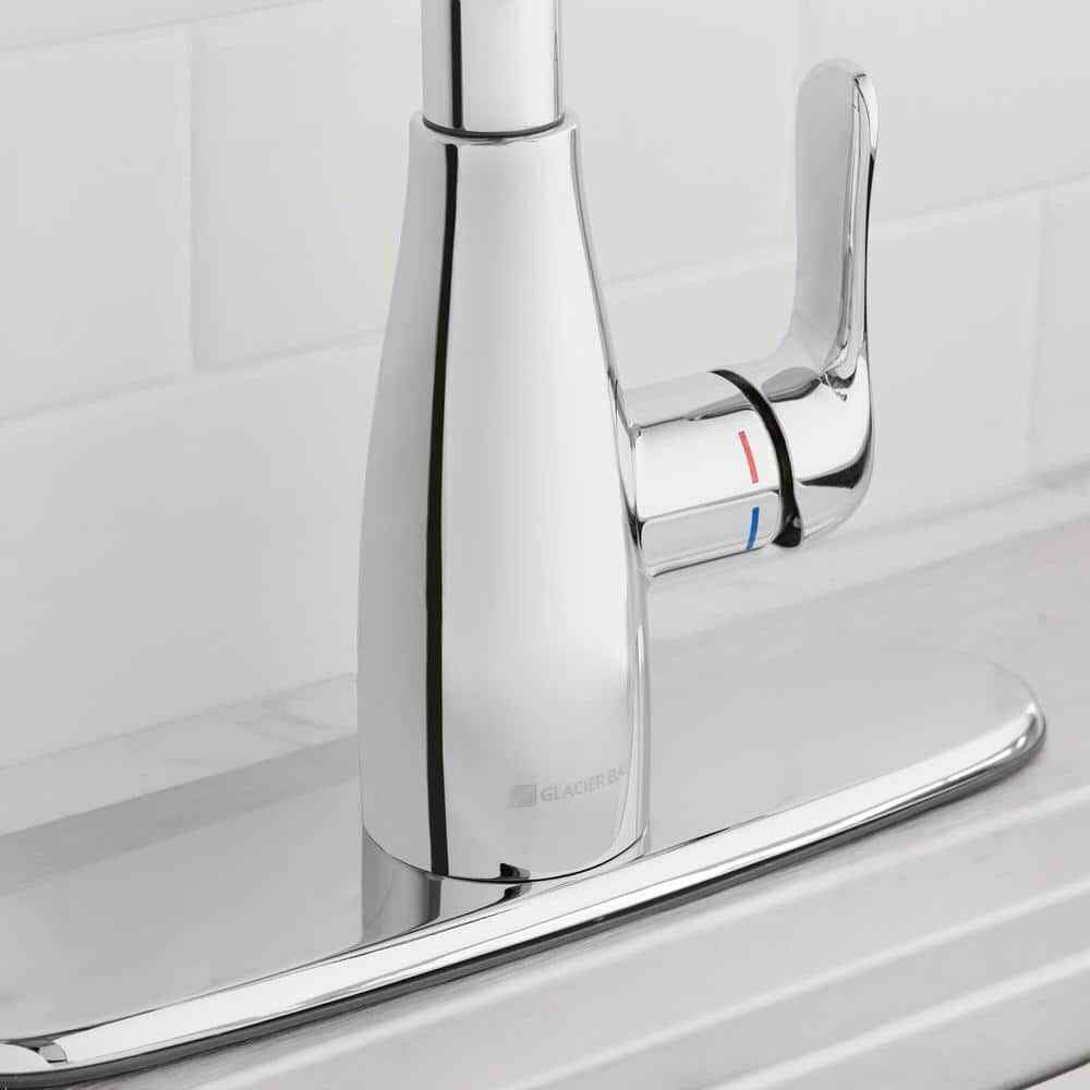 Glacier Bay McKenna Single-Handle Pull Down Sprayer Kitchen Faucet in Chrome