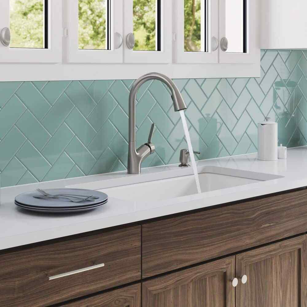 KOHLER Setra Single-Handle Touchless Pull-Down Sprayer Kitchen Faucet