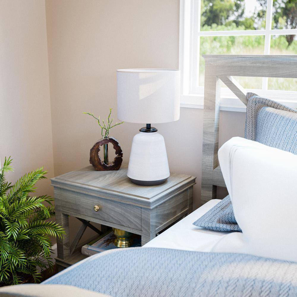 Hampton Bay Flynn 21.25 in. White Accent Lamp