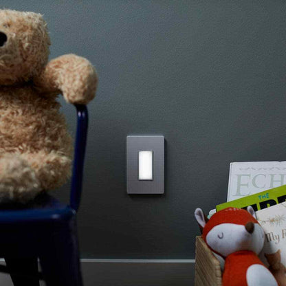 Legrand radiant 15 Amp 125-Volt Full Night Light Decorator Faceless Outlet