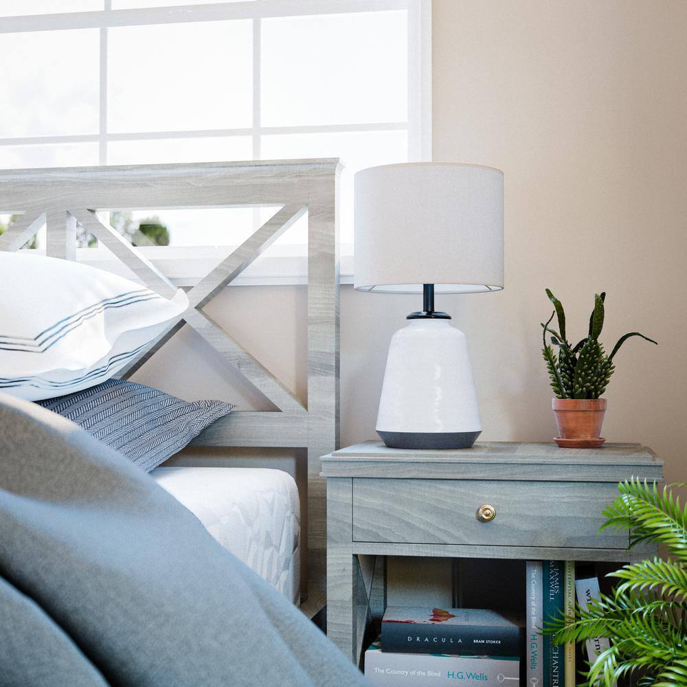 Hampton Bay Flynn 21.25 in. White Accent Lamp