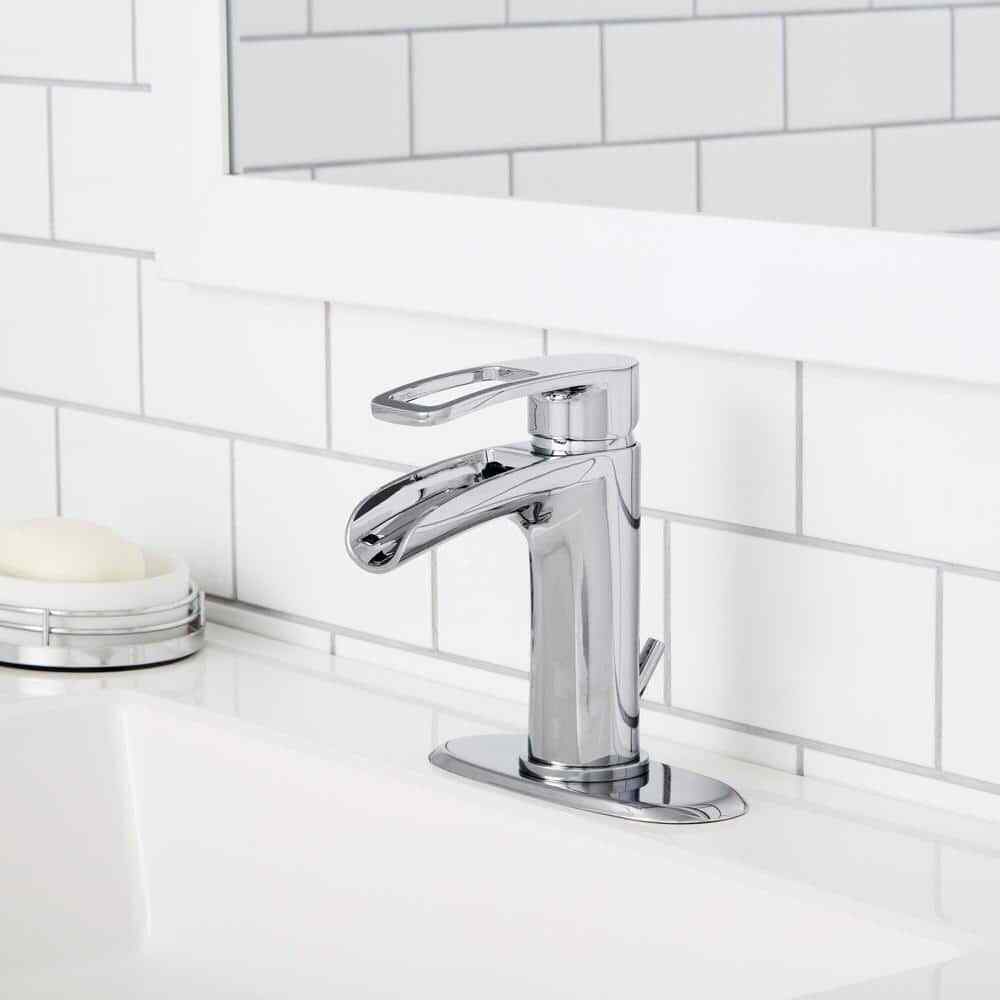 Glacier Bay Kiso Single Hole Single-Handle Low-Arc Bathroom Faucet in Chrome