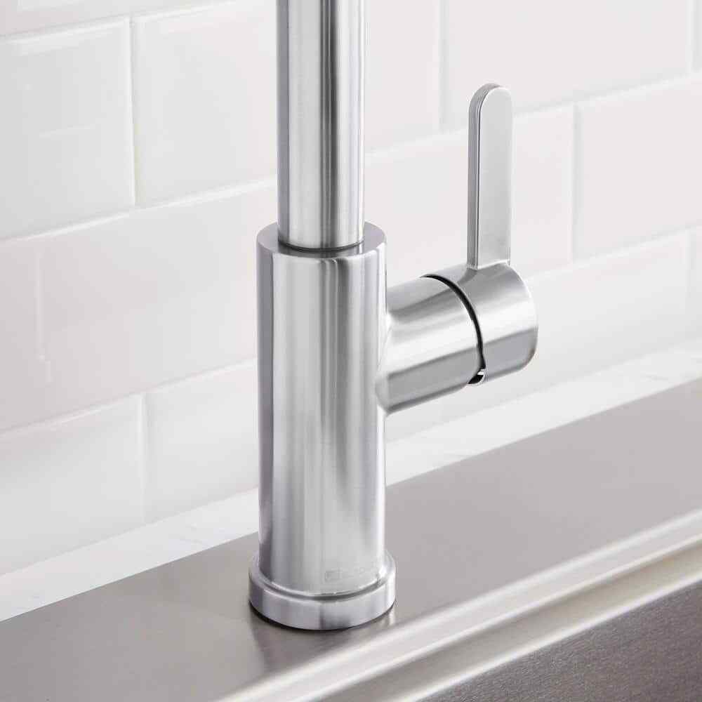 Glacier Bay Paulina 1-Handle Pull-Down Sprayer Kitchen Faucet in Stainless Steel