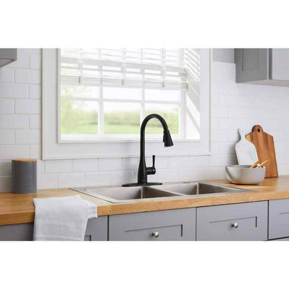 Glacier Bay Sadira Touchless 1-Handle Pull-Down Sprayer Kitchen Faucet Black