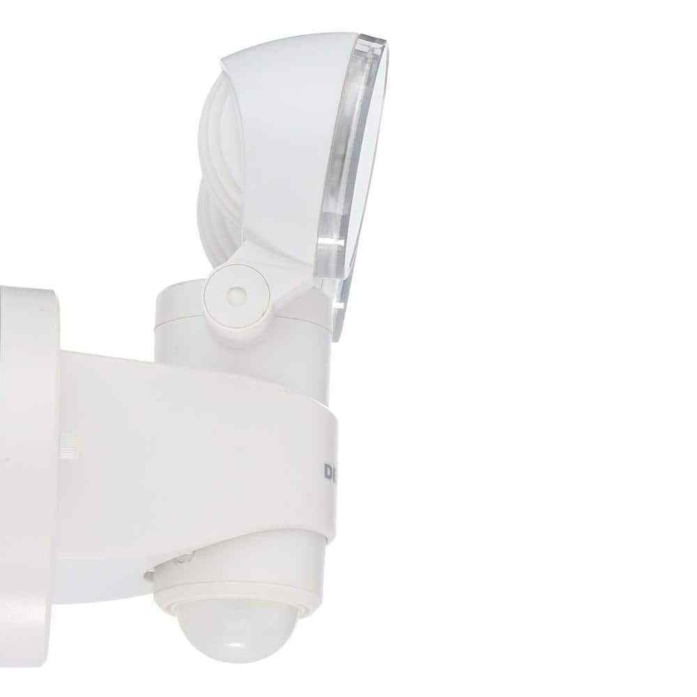 Defiant 1100 Lumen 180-Degree Integrated LED Two-Head White Outdoor Flood Light