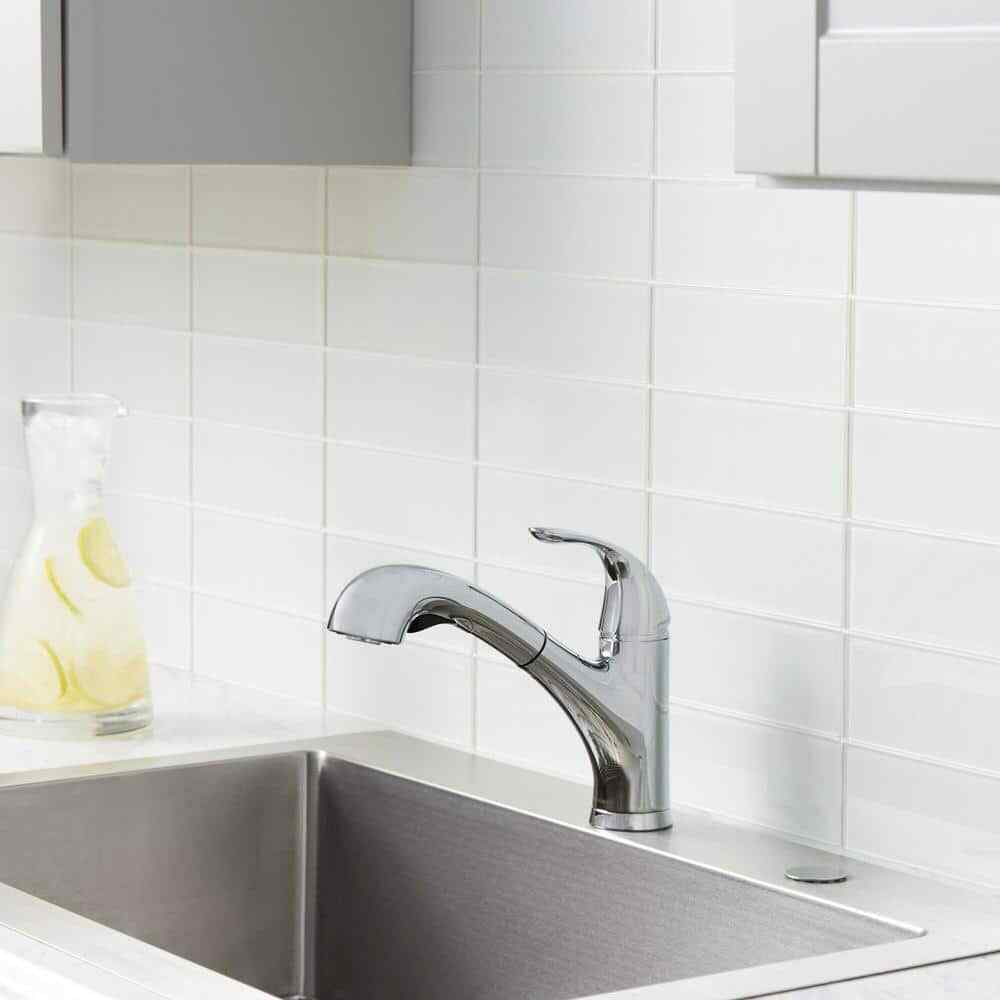 Glacier Bay Market Single-Handle Pull-Out Sprayer Kitchen Faucet Polished Chrome