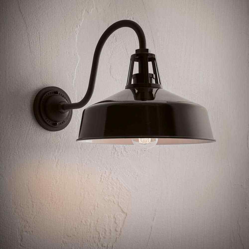 Progress Lighting Perry Court 1-Light Gloss Black Outdoor Wall Lantern