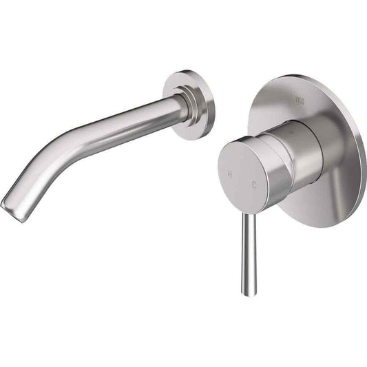 VIGO Olus Single Handle Single-Hole Bathroom Faucet in Brushed Nickel VG05001BN