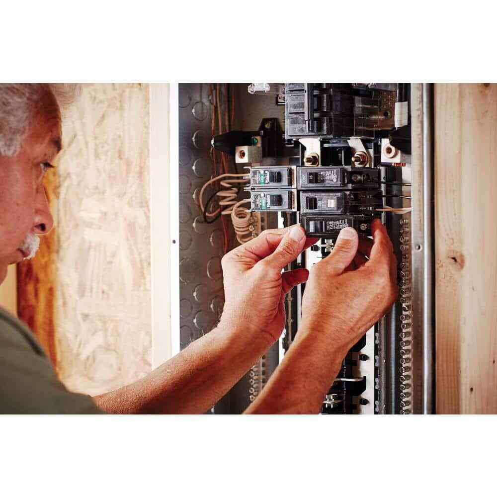 GE Q-Line 20 Amp 1 in. Single Pole Arc Fault Combination Circuit Breaker