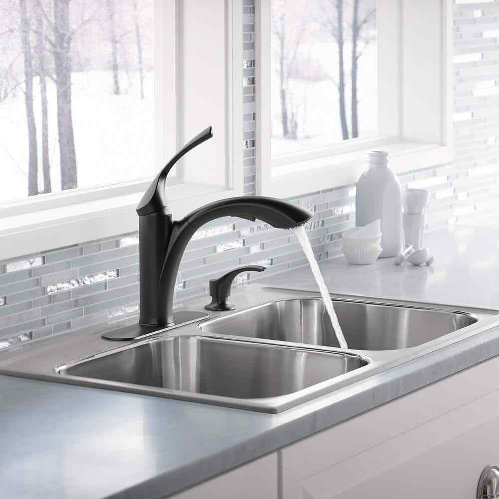 KOHLER Mistos Single-Handle Pull-Out Sprayer Kitchen Faucet in Matte Black