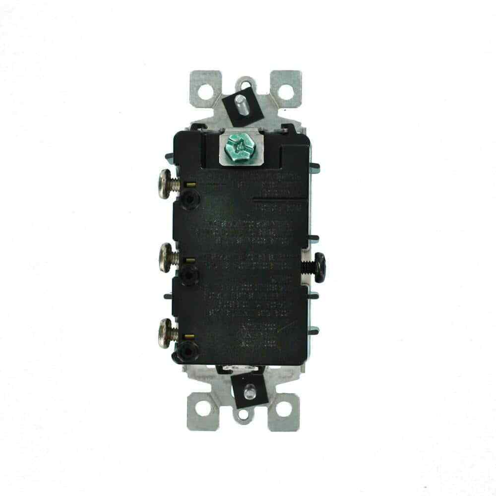 Leviton Decora 15 Amp 3-Rocker Combination Switch White R62-01755-0WS