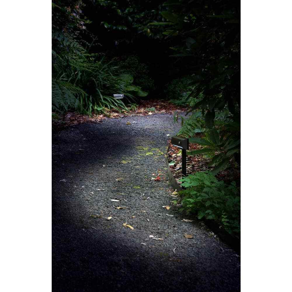Light It! 20033-107 LED Garden and Path Light Bronze 20033-107
