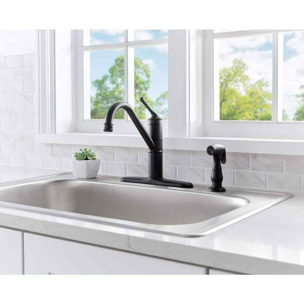 Glacier Bay Barnhart Single-Handle Kitchen Faucet w/ Side Sprayer in Matte Black