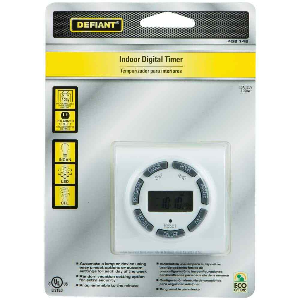 Defiant 15 Amp 7-Day Indoor Plug-In Digital Polarized Timer White