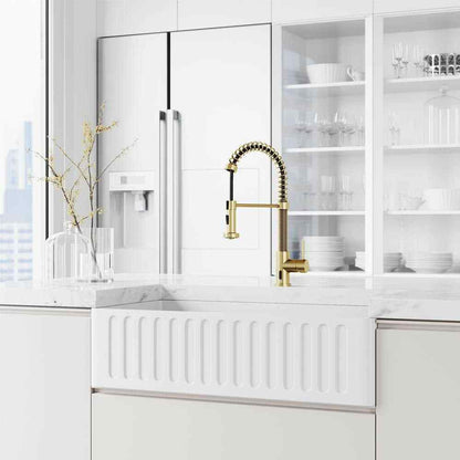 VIGO Edison Single Handle Pull-Down Sprayer Kitchen Faucet w/ Touchless Sensor