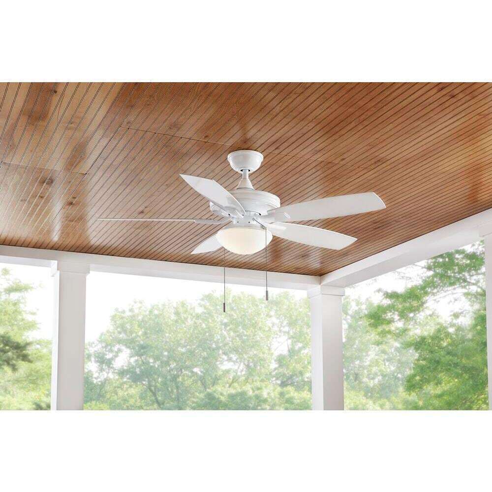 Hampton Bay Gazebo III 52 in. Indoor Outdoor Wet Rated White Ceiling Fan w Light