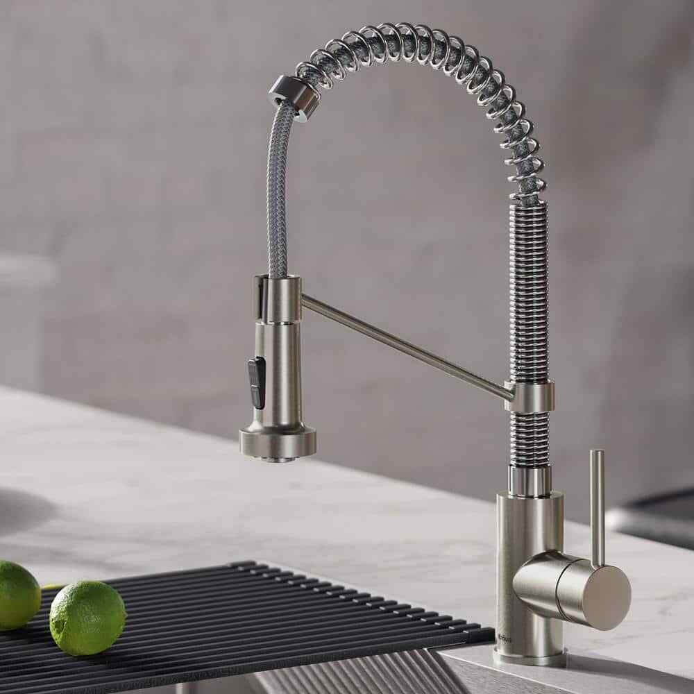 KRAUS Bolden Pull Down Sprayer Kitchen Faucet w/ Dual Function Sprayhead