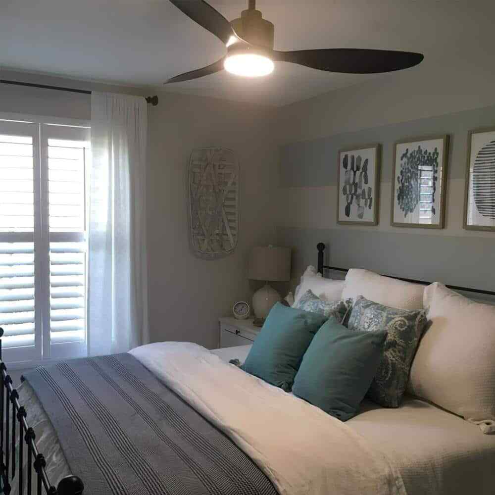 Breezary Sawyer 52 in. Integrated LED Indoor Gold Ceiling Fan w Light and Remote