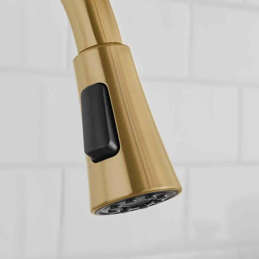 Glacier Bay McKenna Single-Handle Pull-Down Sprayer Kitchen Faucet in Matte Gold