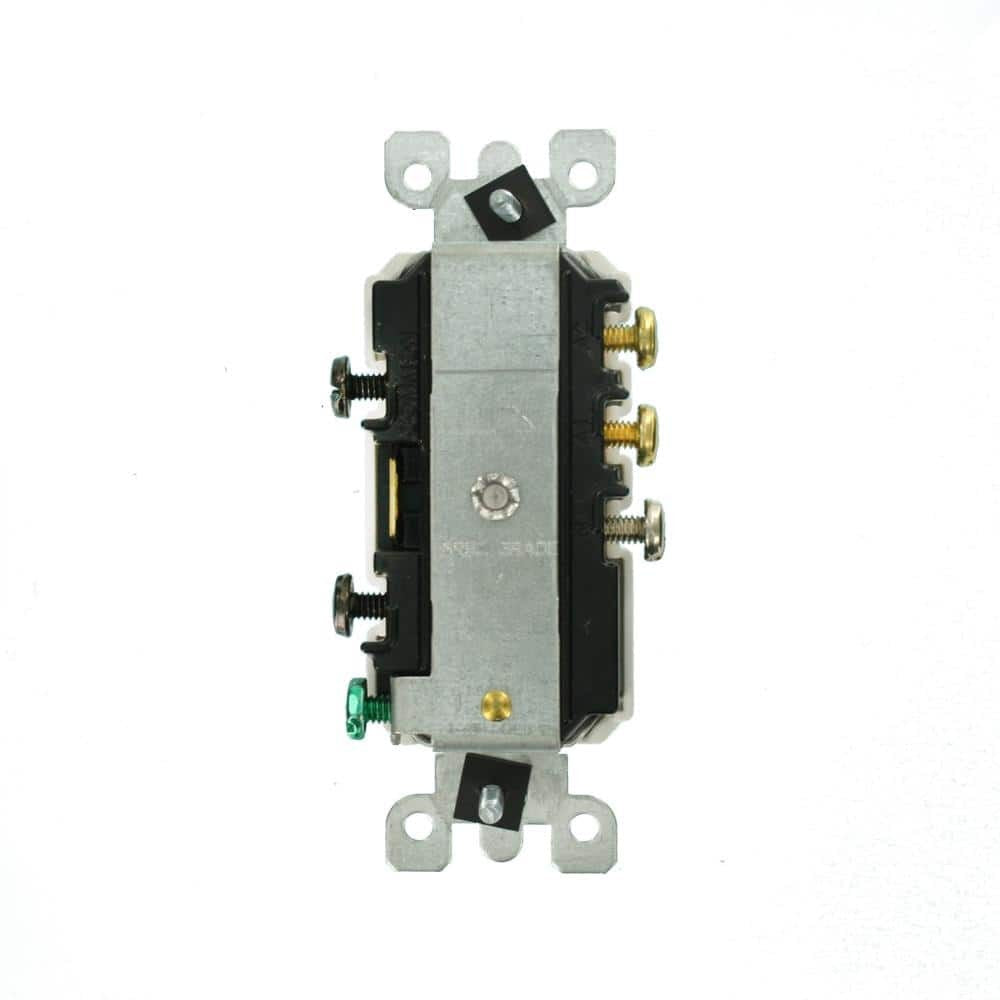 15 amp Leviton Commercial Combination 3-Way Toggle Switch and Receptacle, White